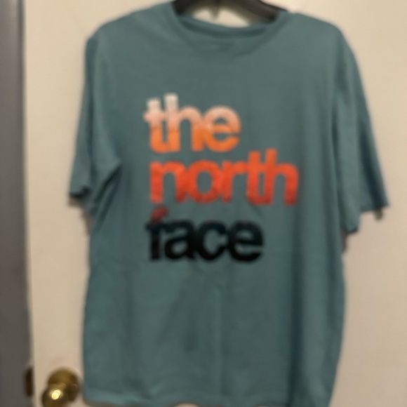 The North Face Men’s Size Med tshirt - Picture 1 of 4